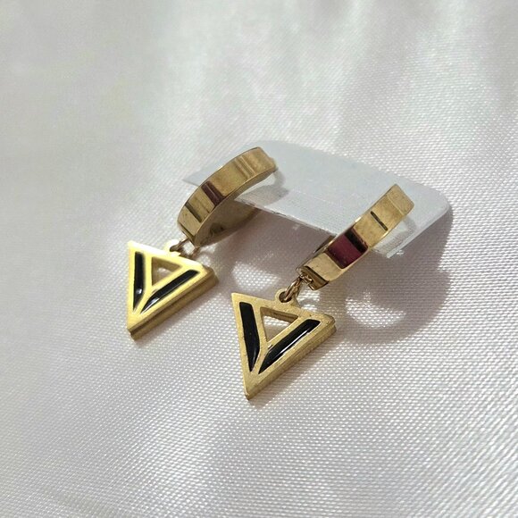 18k Gold Plated Hoop earrings geometric design - Picture 5 of 5